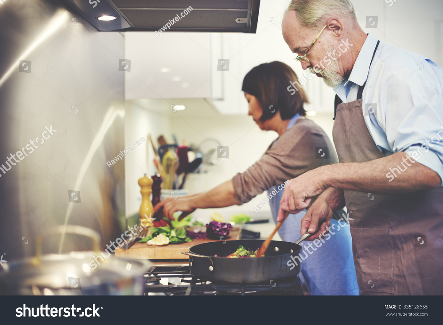 Mary cooking dinner. Пара готовит. Cook dinner. Жарит молодую. Making dinner.