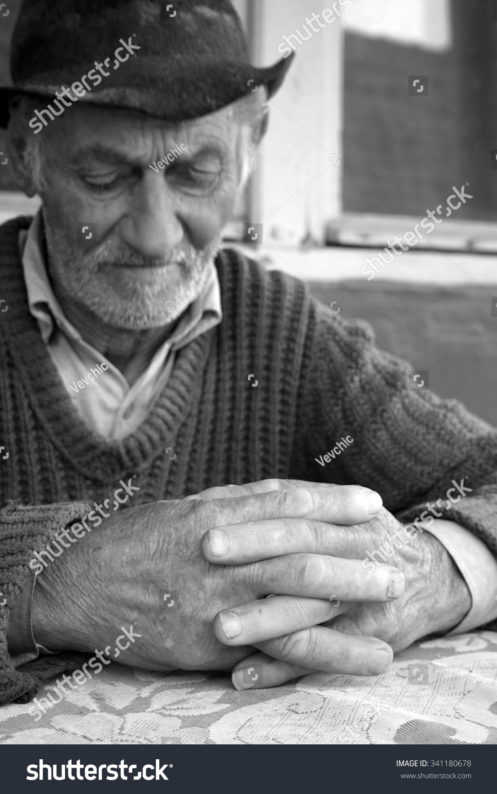 Sad Lonely Old Man Thinking Stock Photo 341180678 Shutterstock