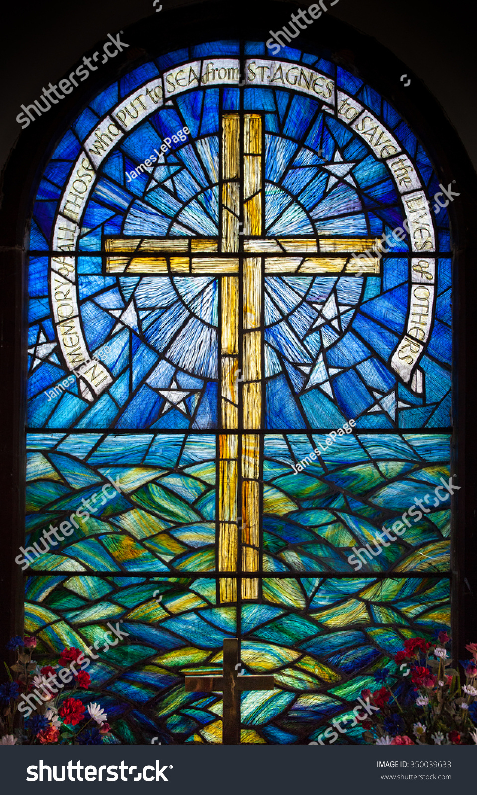 12,948 Stain Glass Window Cross Images, Stock Photos & Vectors ...