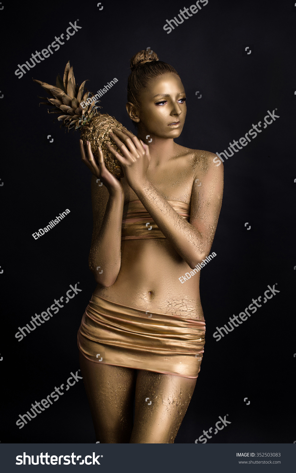 Hot Girl Body Painting