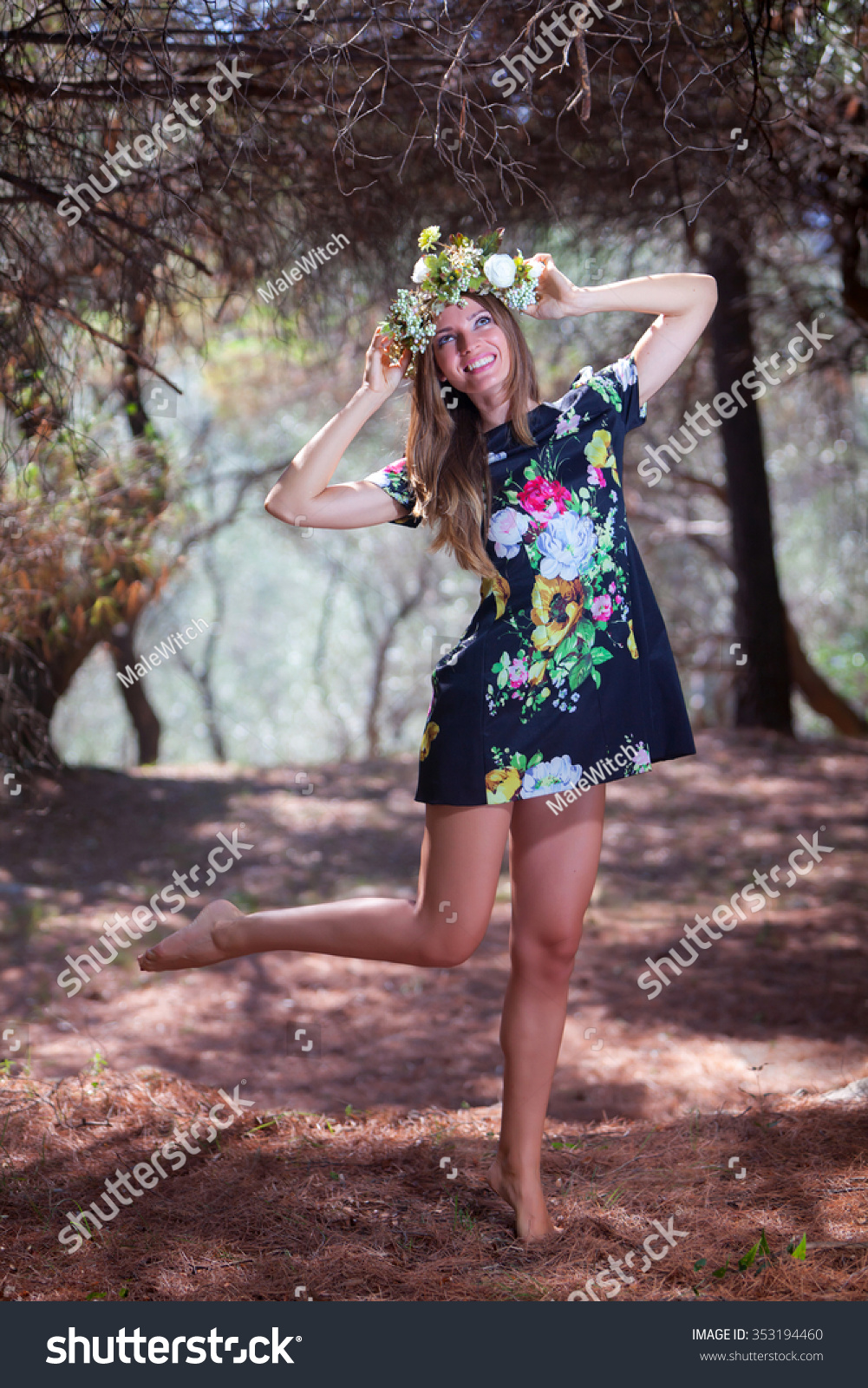 https://image.shutterstock.com/shutterstock/photos/353194460/display_1500/stock-photo-young-pretty-woman-in-a-olive-forest-353194460.jpg