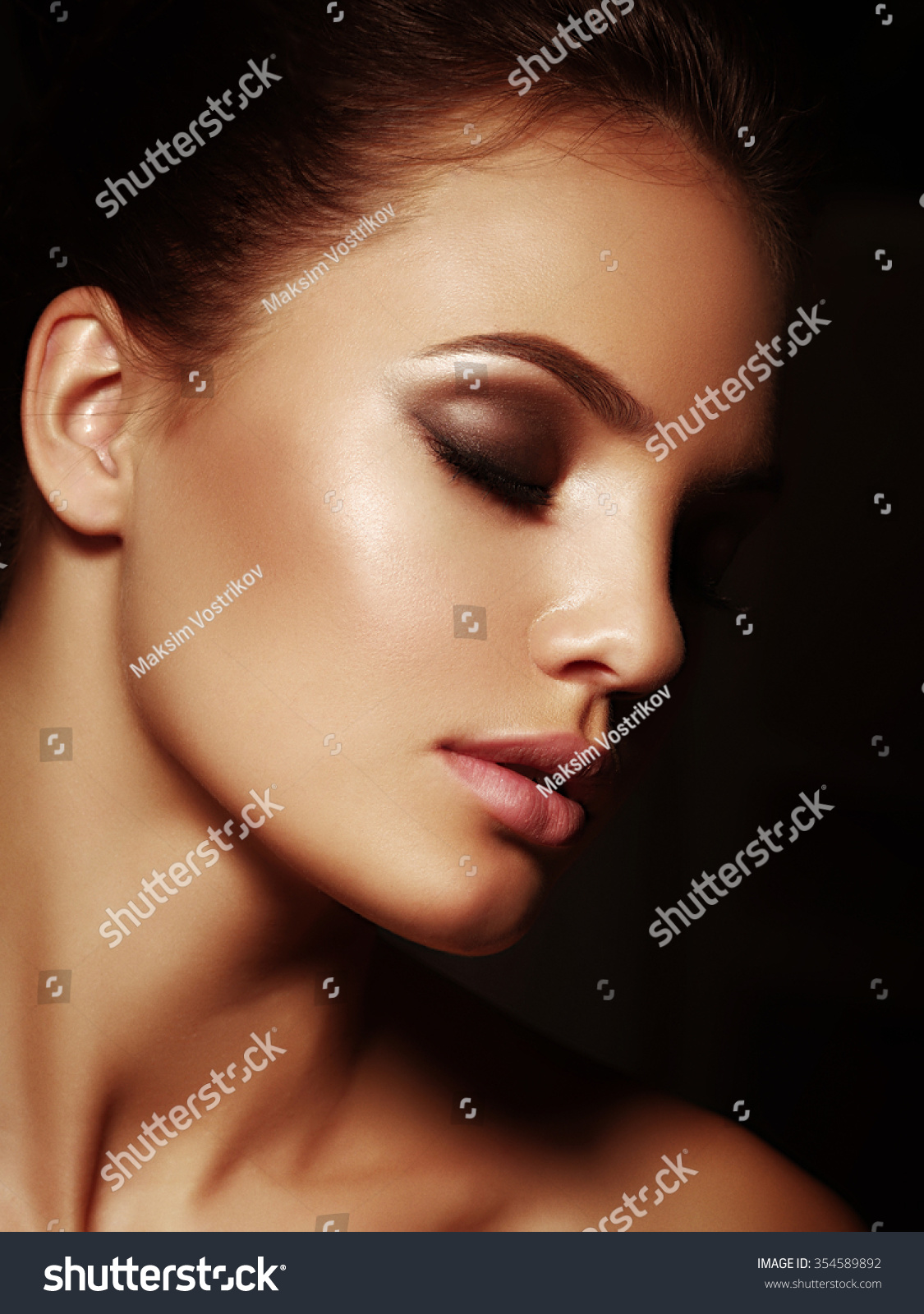 Elegant Portrait Sexy Appealing Naked Brunette Stock Photo Shutterstock