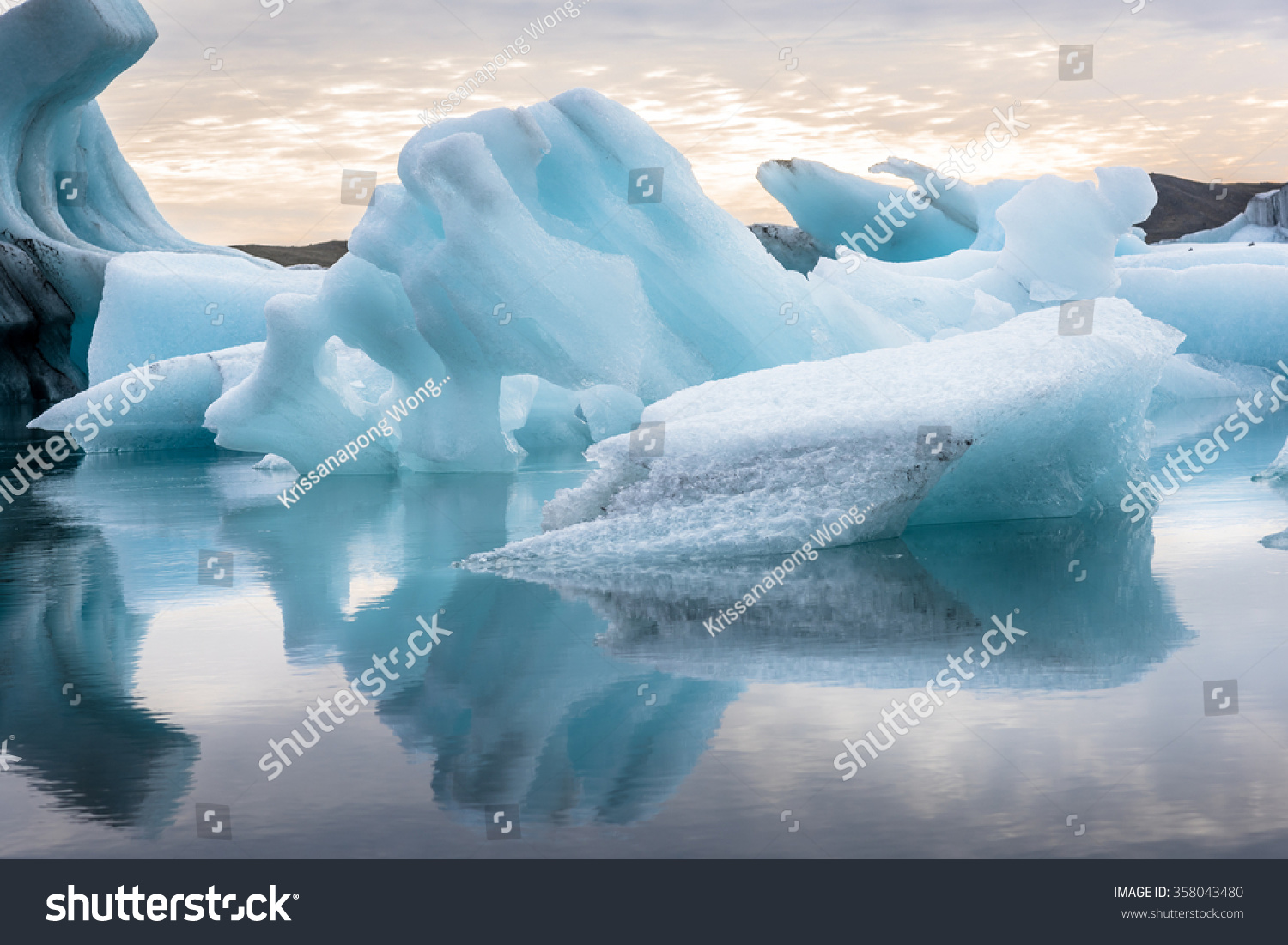 Jokulsarlon Glacial Lake Iceland Stock Photo 358043480 | Shutterstock