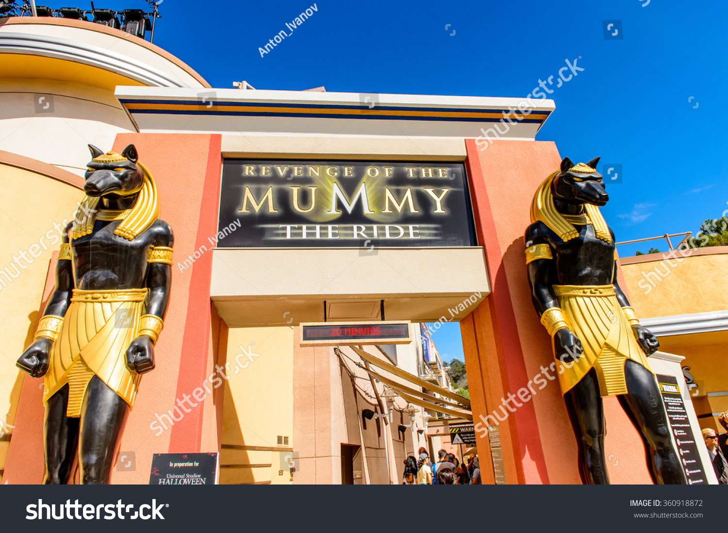 revenge of the mummy the ride logo