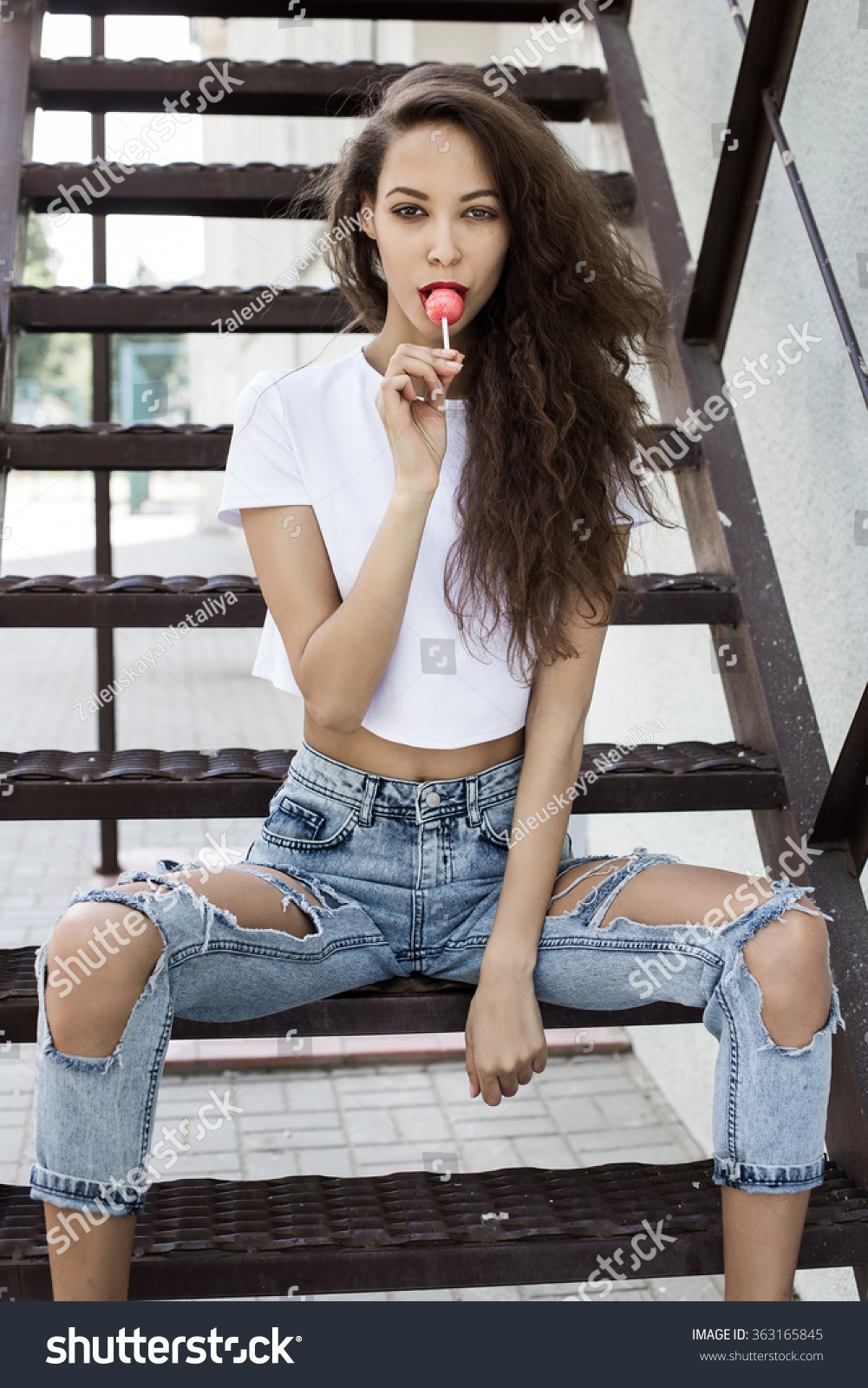 Sexy Girl Sucks Lollipop Swag Teen Foto de stock | Shutterstock