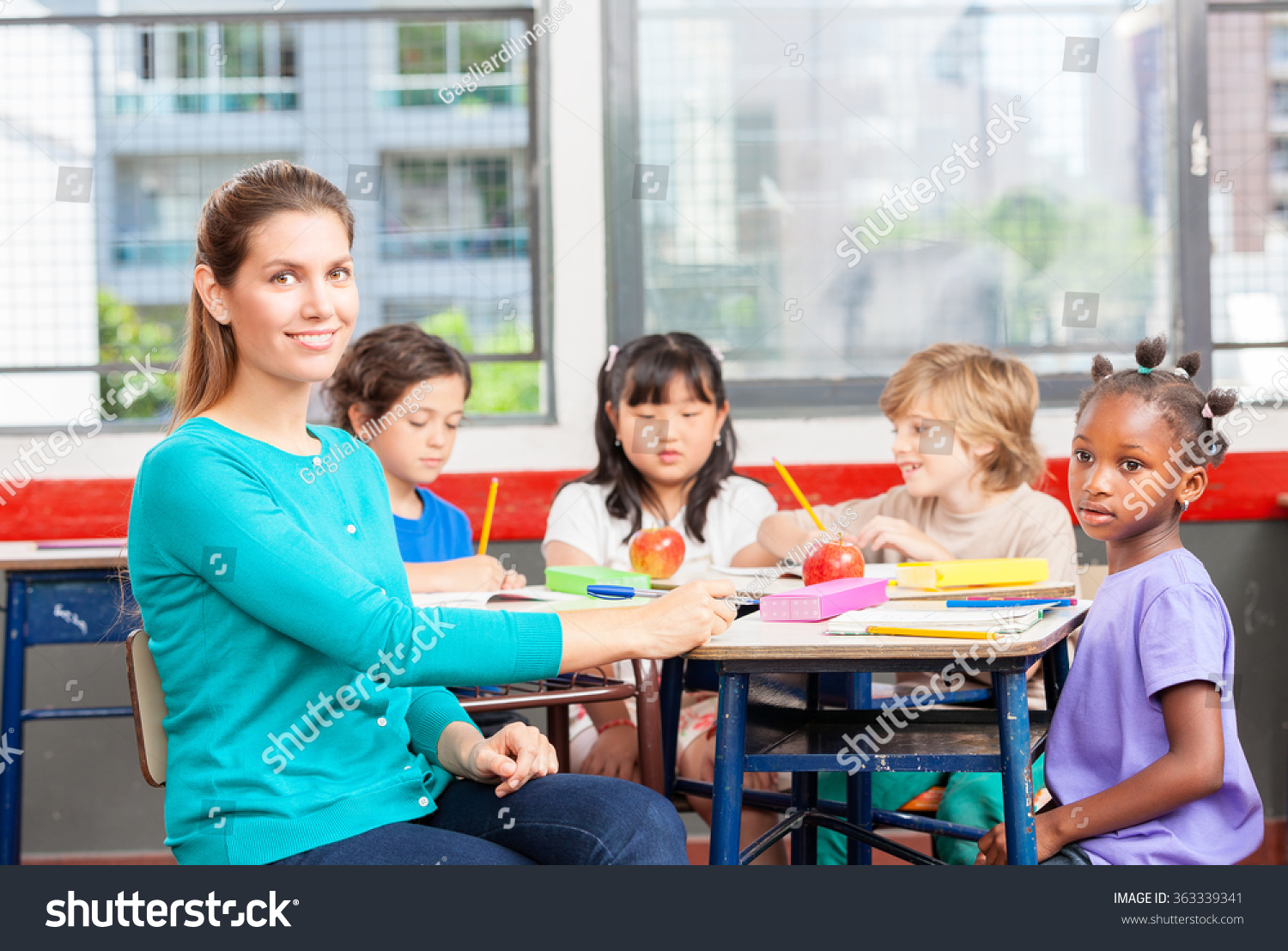 Teacher Primary School Multi Race Classroom Foto Stok 363339341