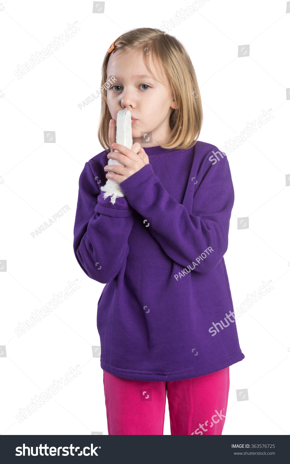 Girl Patient Broken Finger Stock Photo 363576725 | Shutterstock