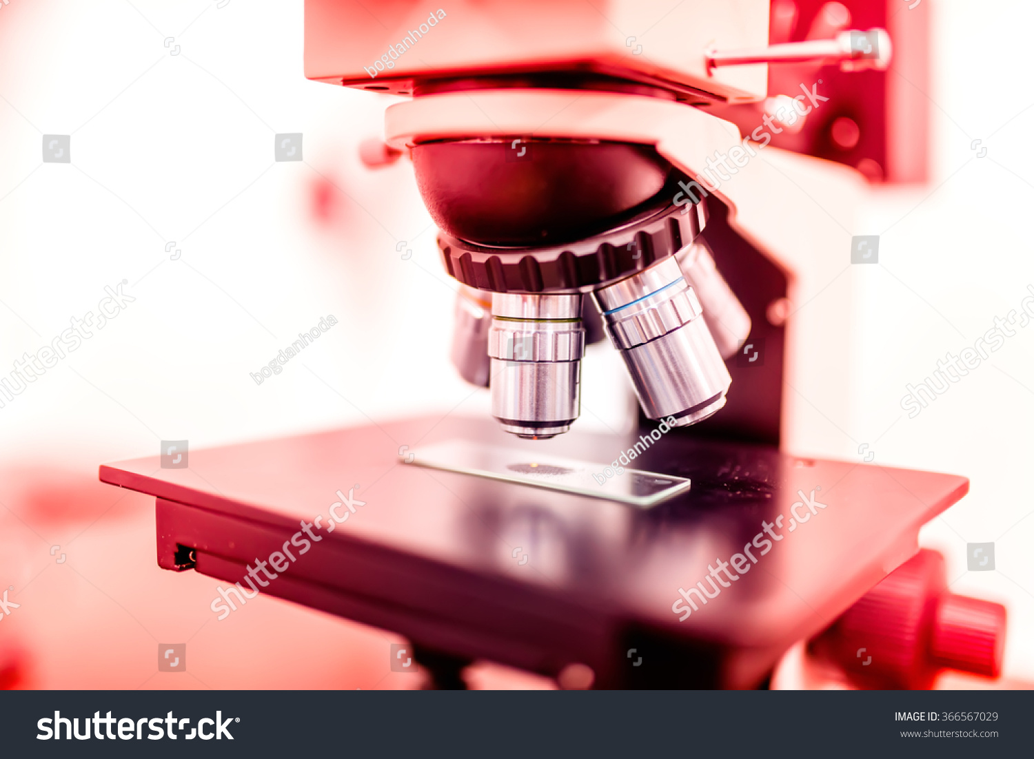 medical microscopes used