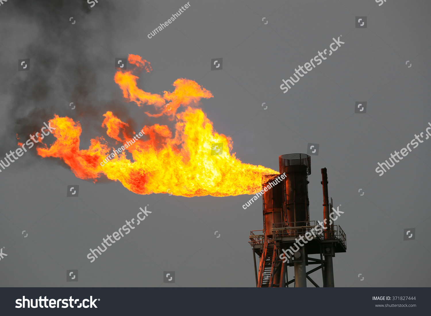 Offshore Construction Platform Production Oil Gas Stock Photo 371827444 ...