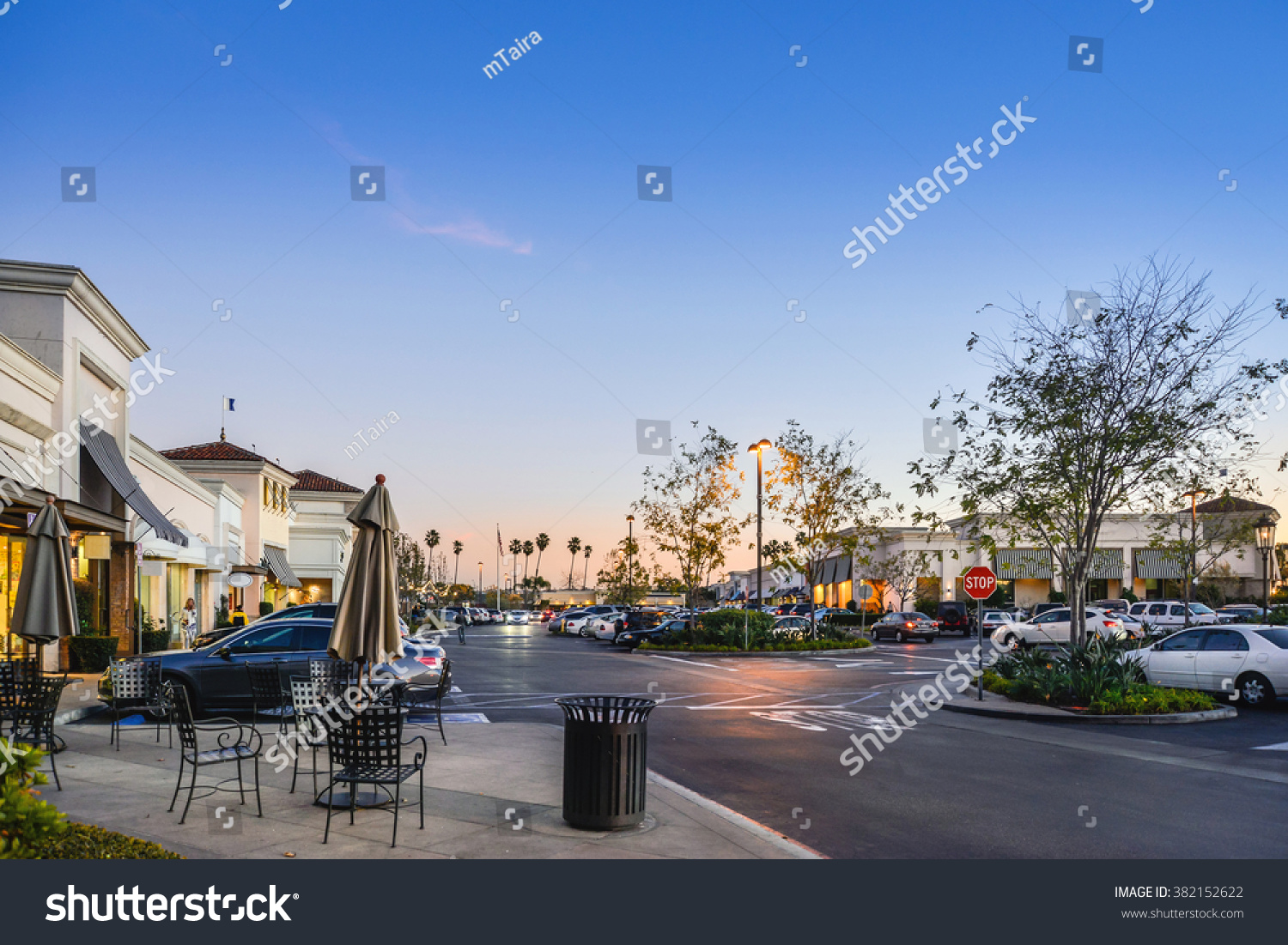 Shopping Mall Nightfall Stock Photo 382152622 | Shutterstock