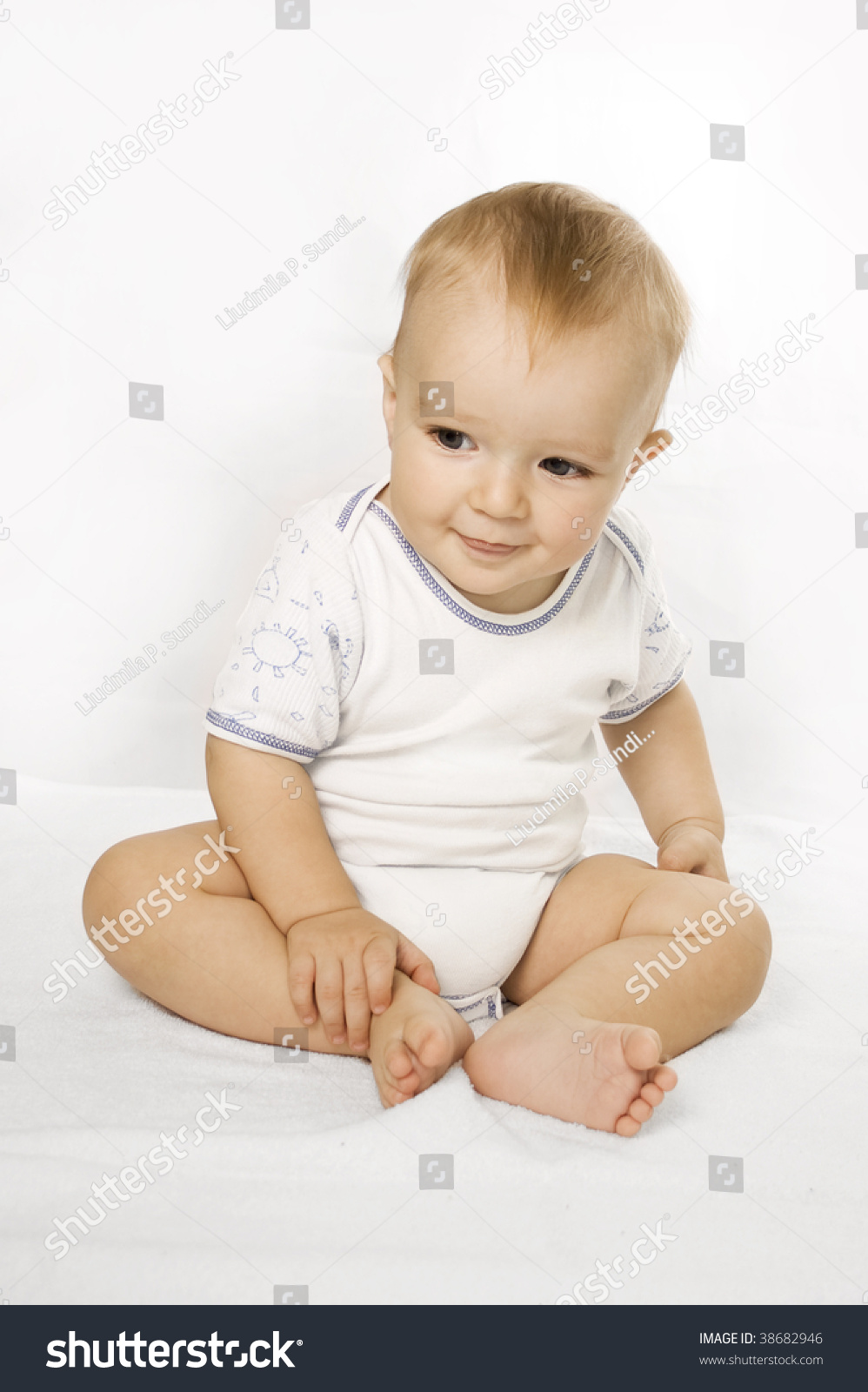 Portrait Sitting Down Small Child Isolated Stock Photo 38682946 ...