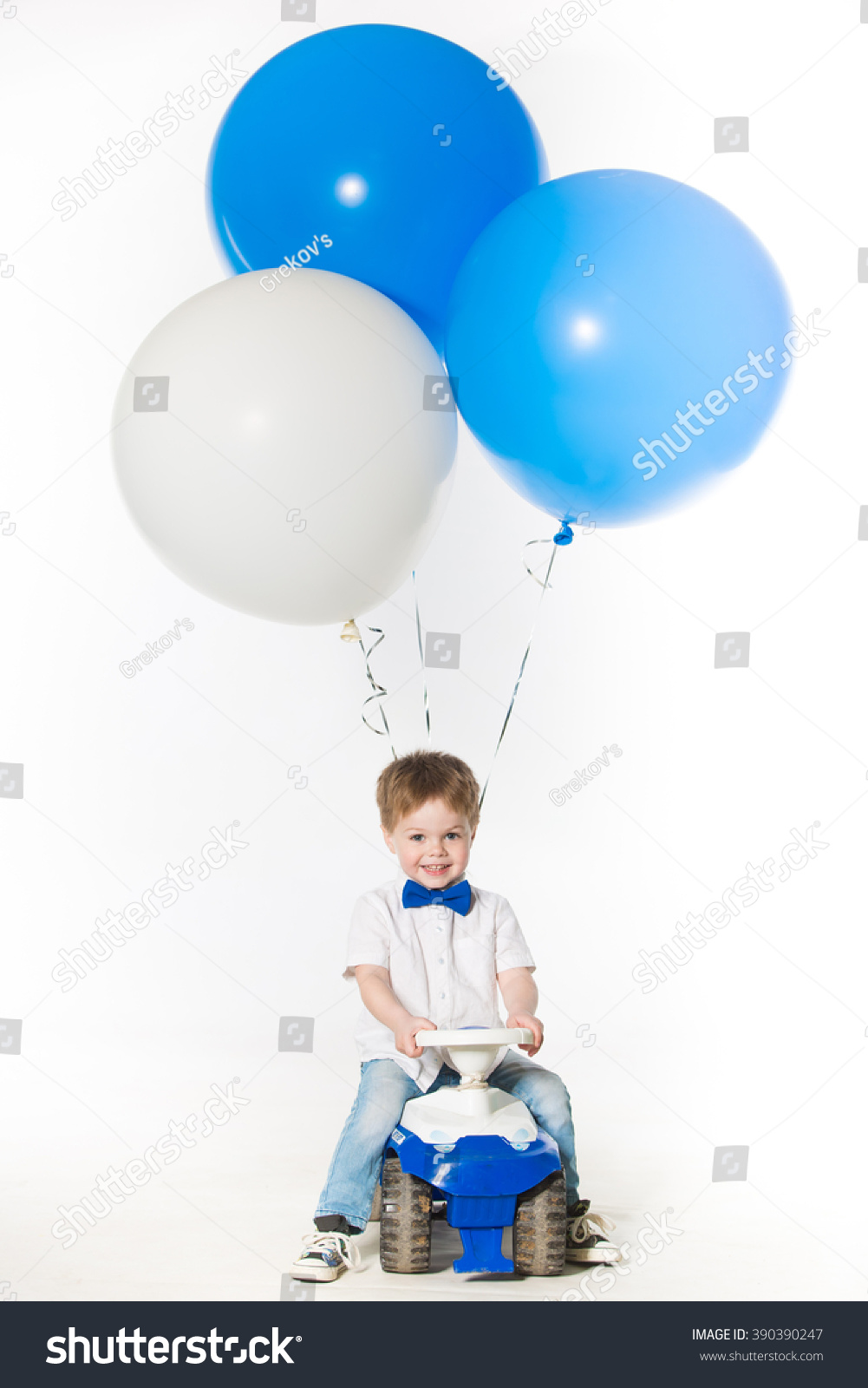 Cute Little Boy Large Balloons Stock Photo 390390247 | Shutterstock