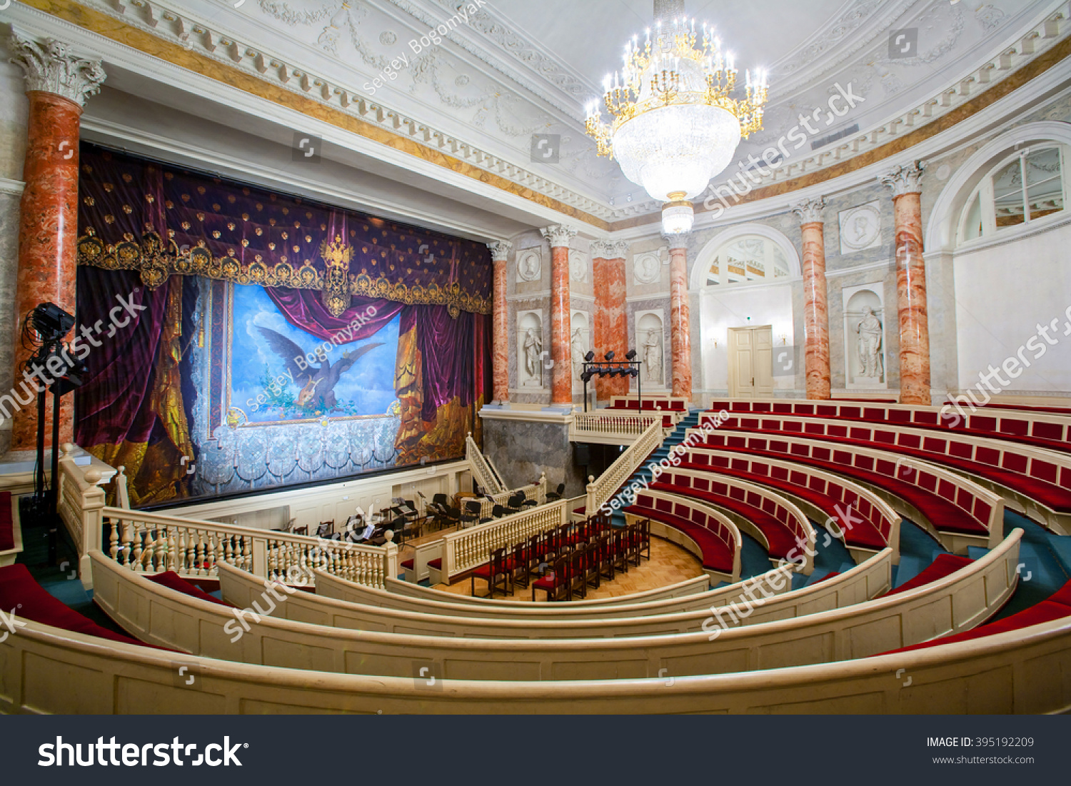 театр эрмитаж на арбате зрительный зал