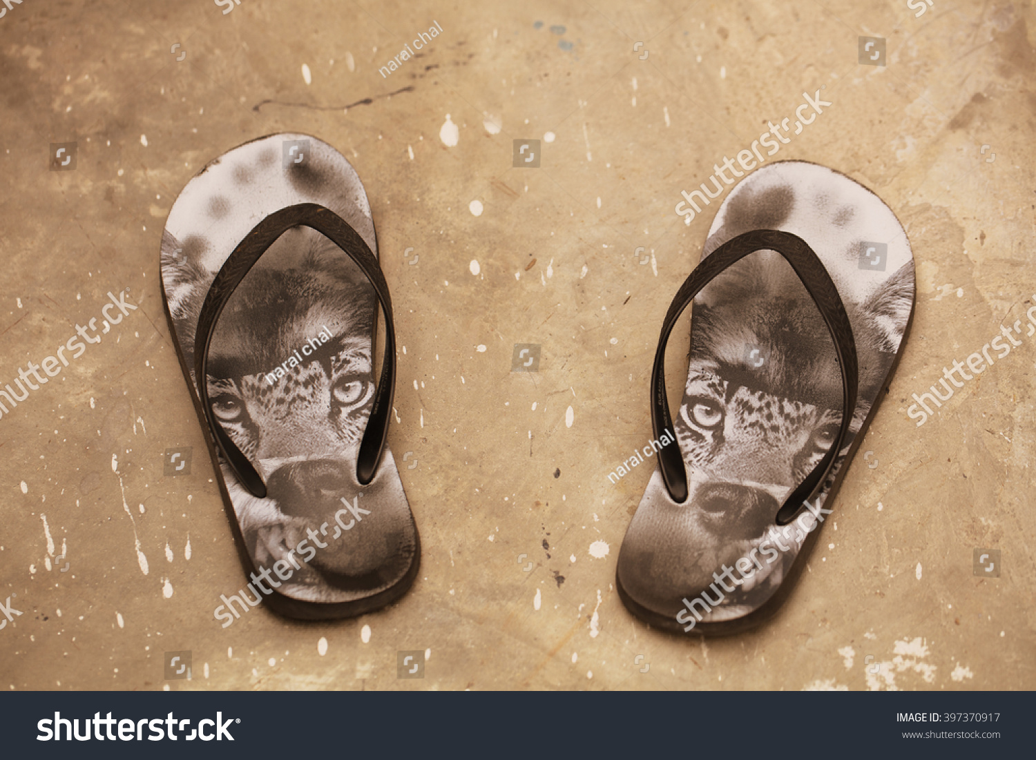 slippers for concrete floors