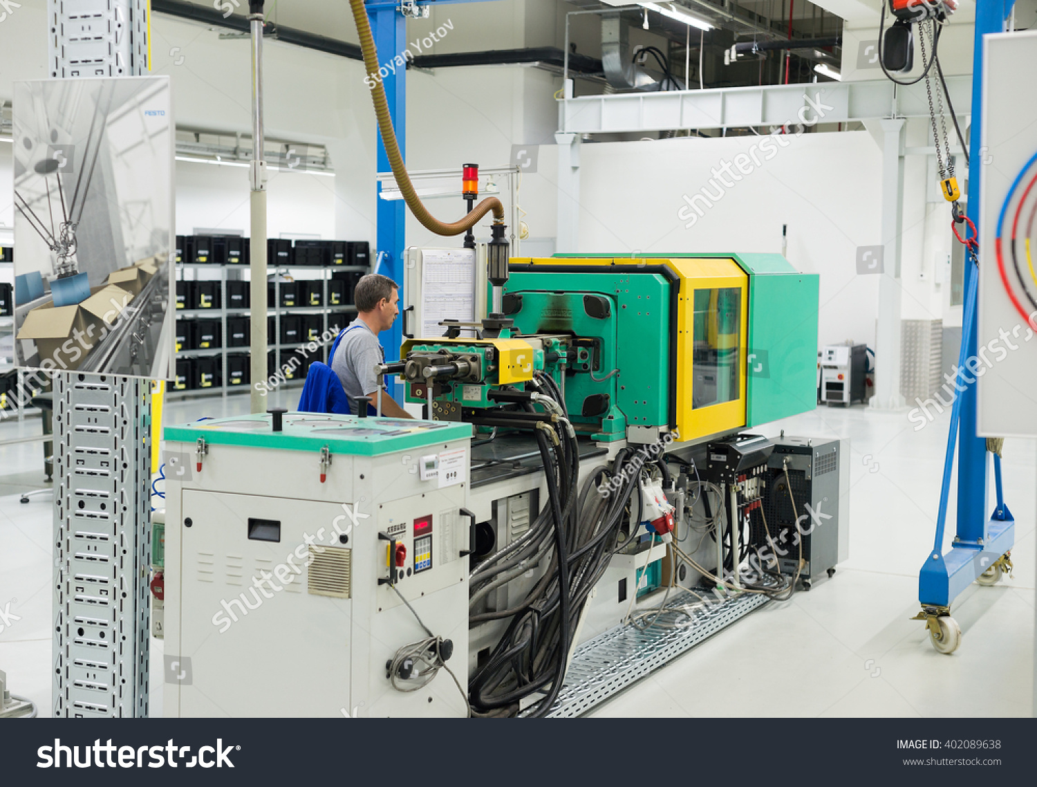 Hydraulic Hybrid Injection Molding Machines Operators Stock Photo ...