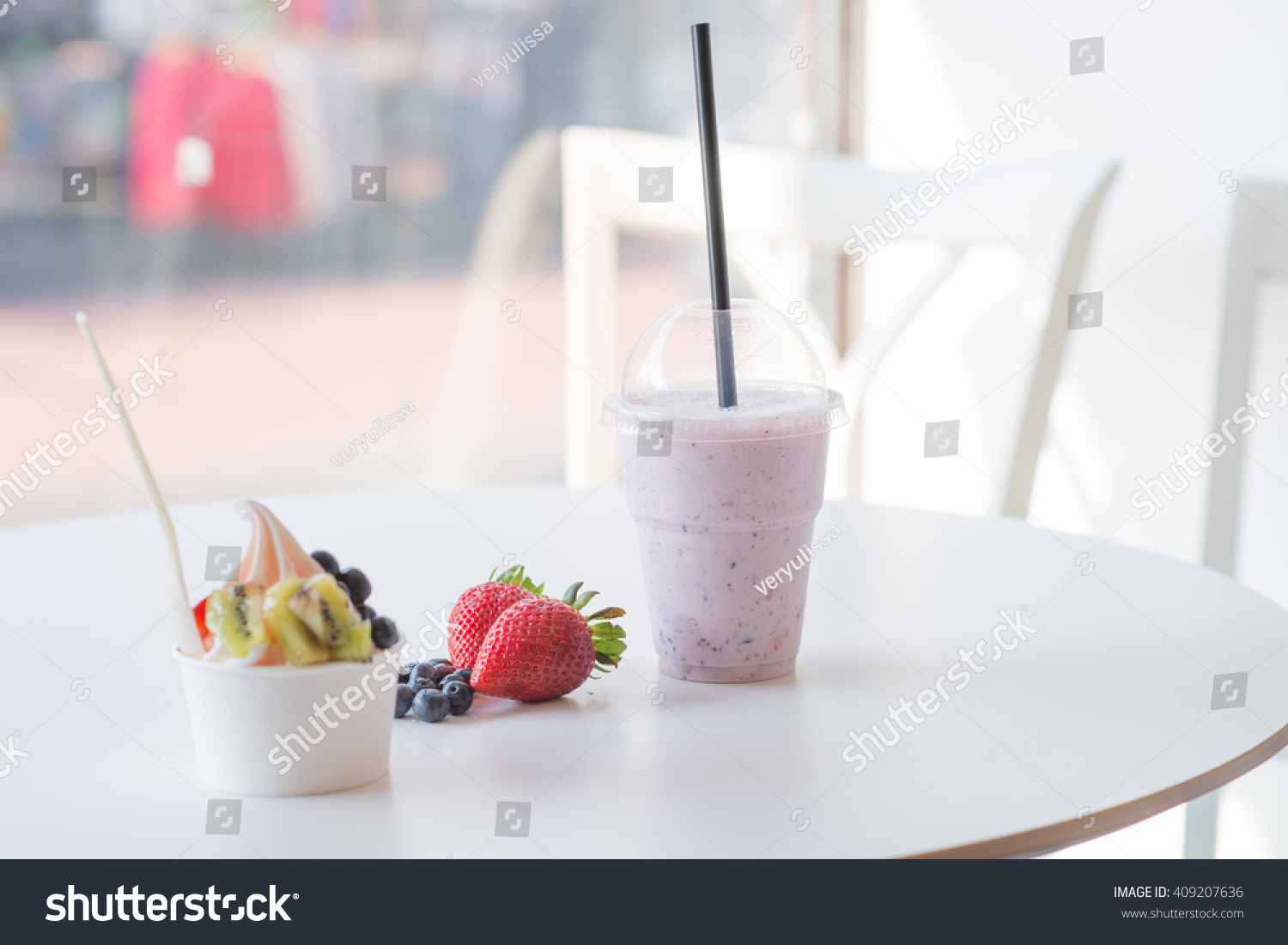 Smoothie Plastic Cup Frozen Yogurt Fruits Stock Photo 409207636 ...