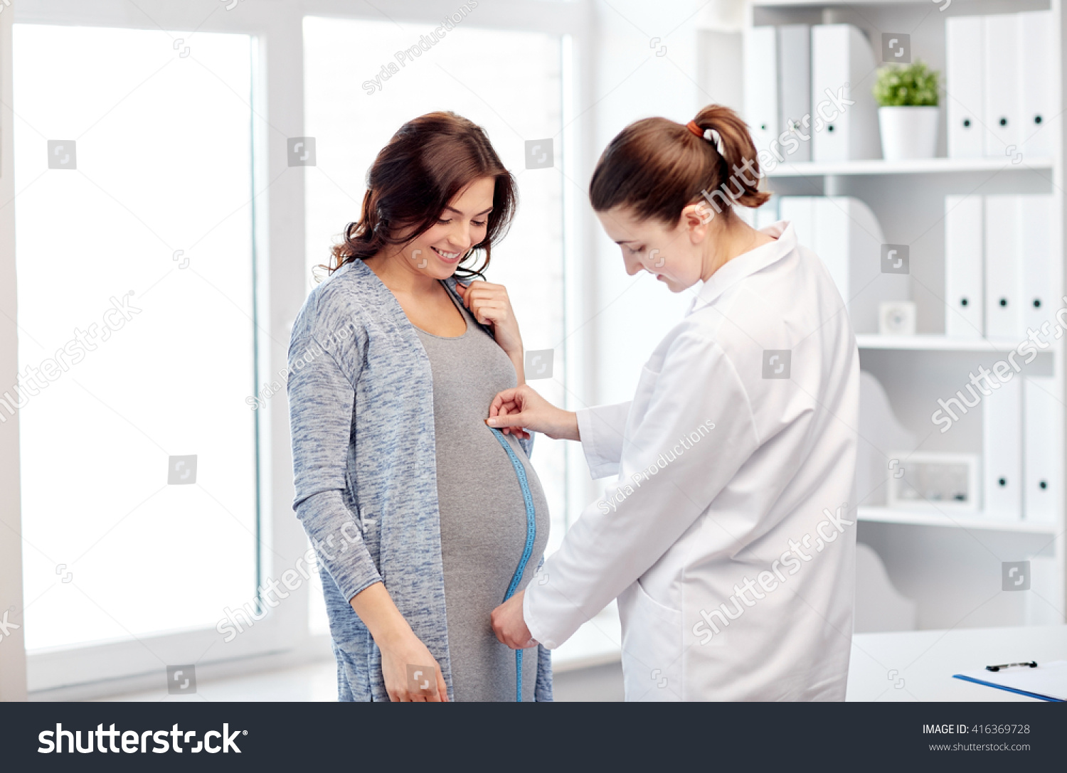 6,935 Pregnant Measure Belly Images, Stock Photos & Vectors | Shutterstock