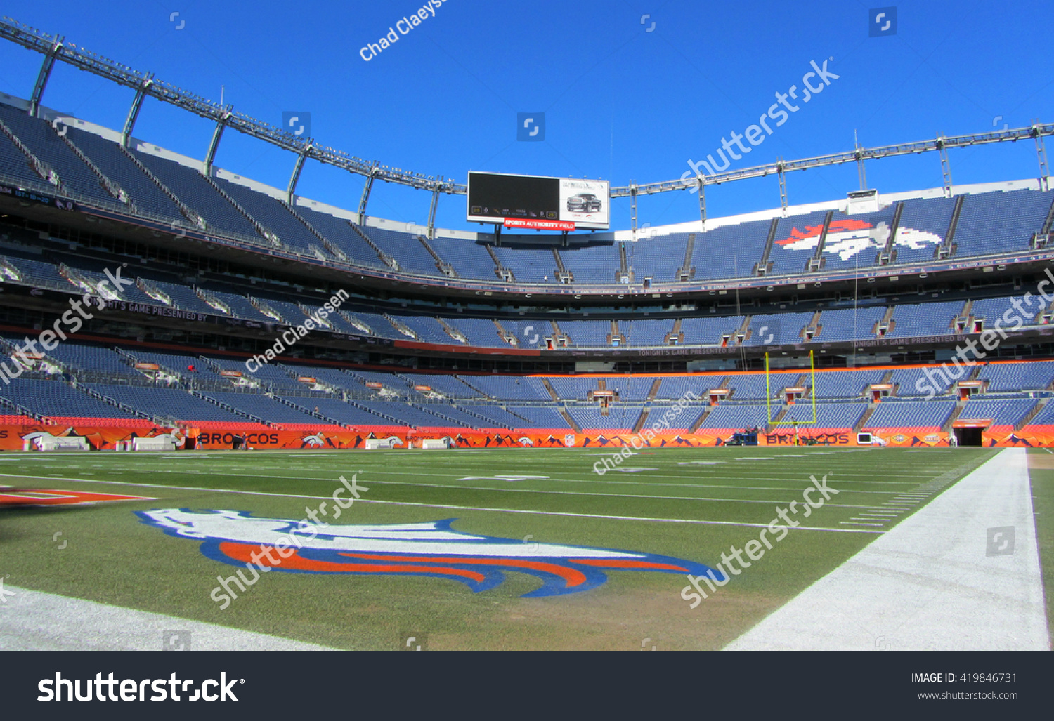 328 Mile high stadium Images, Stock Photos & Vectors | Shutterstock