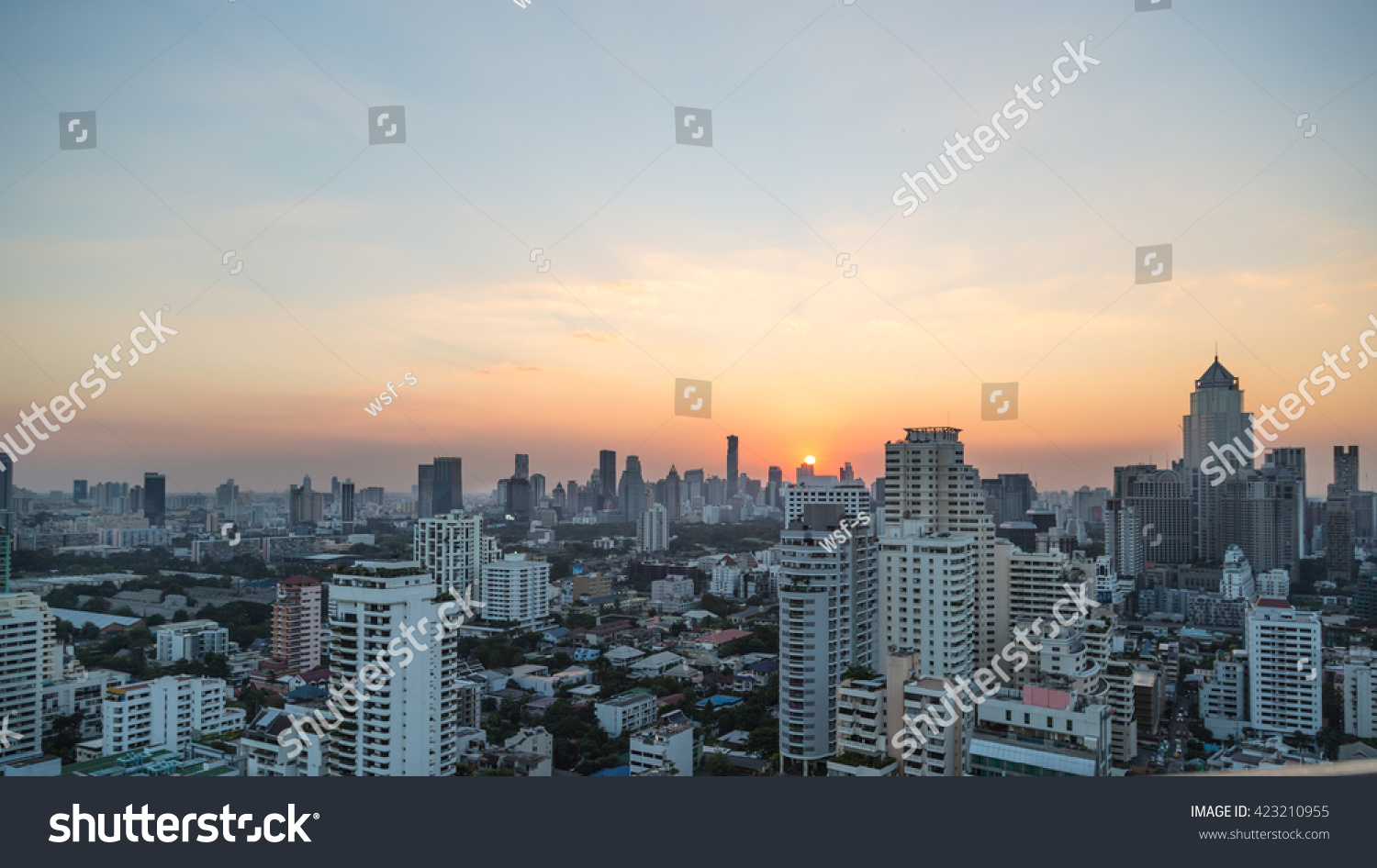 Bangkok Skyline Sunset Panorama Stock Photo 423210955 | Shutterstock