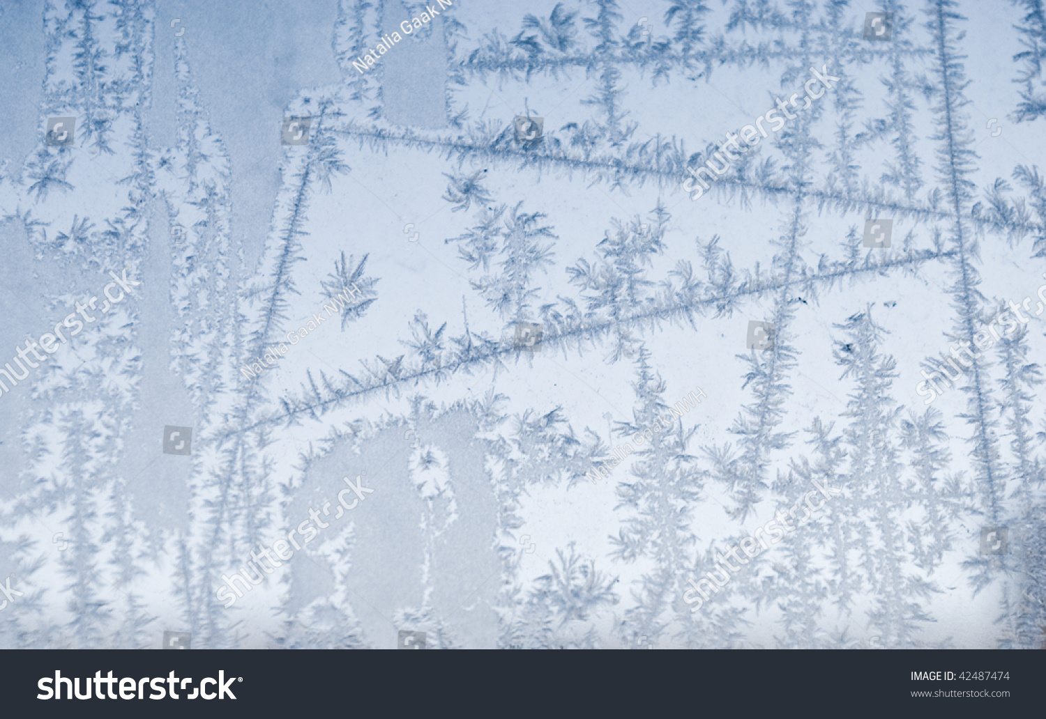 Drawing Frost On Window Stock Photo 42487474 Shutterstock