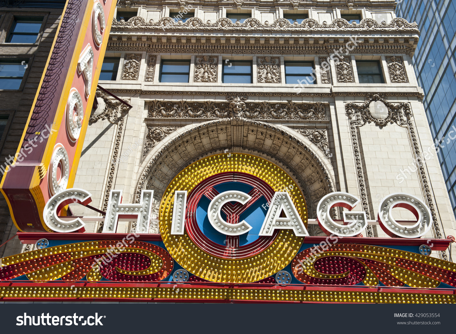 2,737 Imágenes De Chicago Theater - Imágenes, Fotos Y Vectores De Stock ...