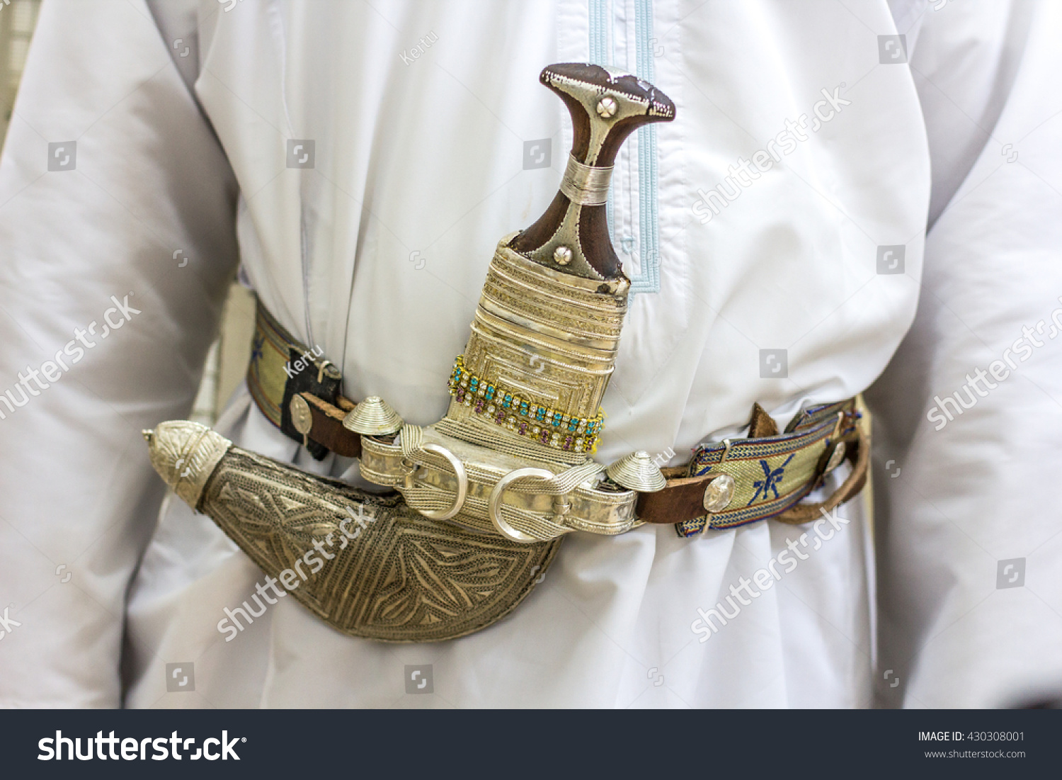 Omani Man Traditional Clothing Posing His Stock Photo 430308001 ...