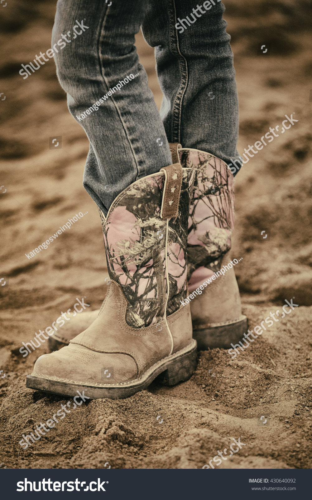 pink camouflage cowboy boots