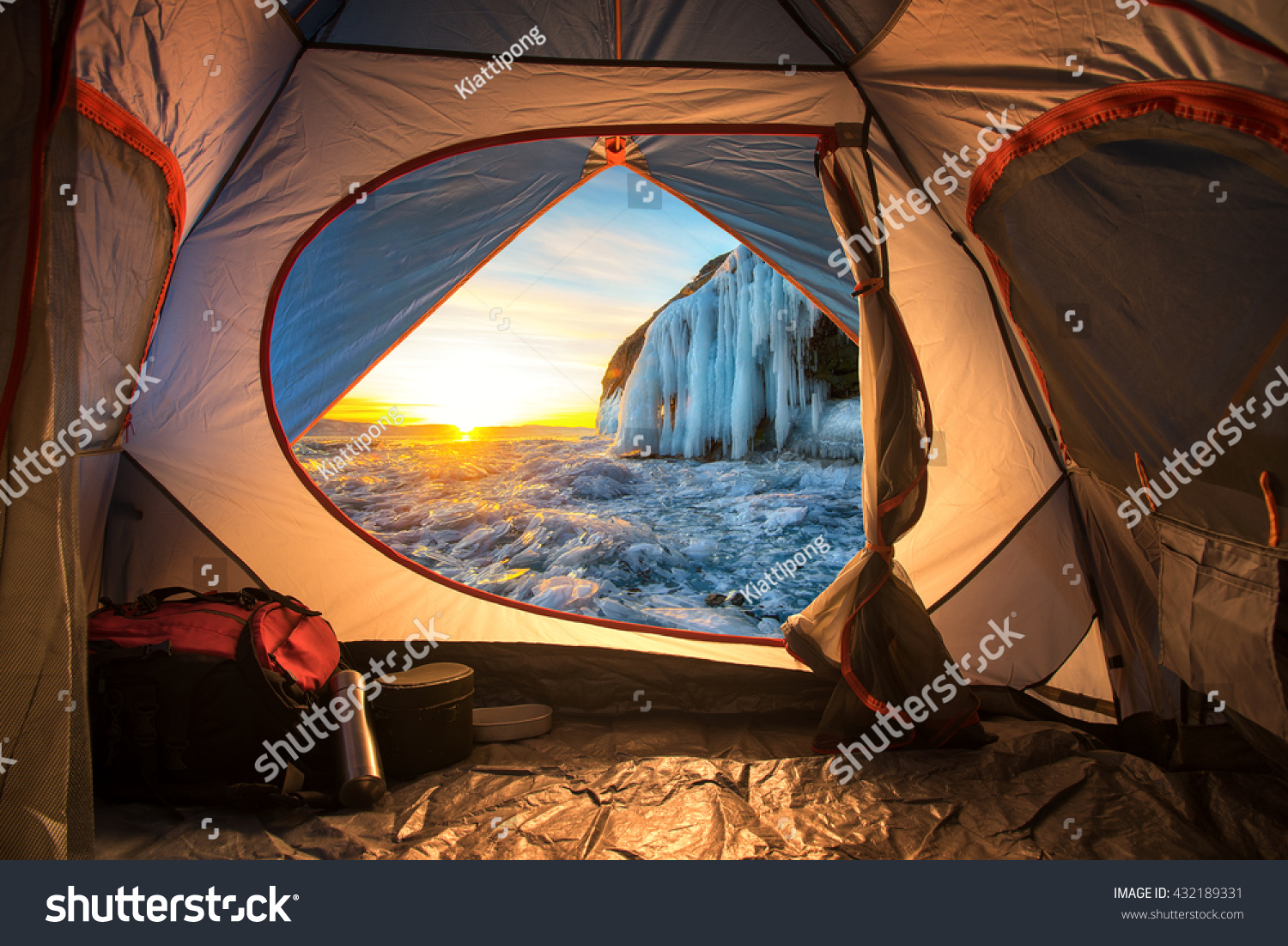 Палатка байкал. Палатка. Палатка изнутри. Большие палатки. Большая палатка изнутри.