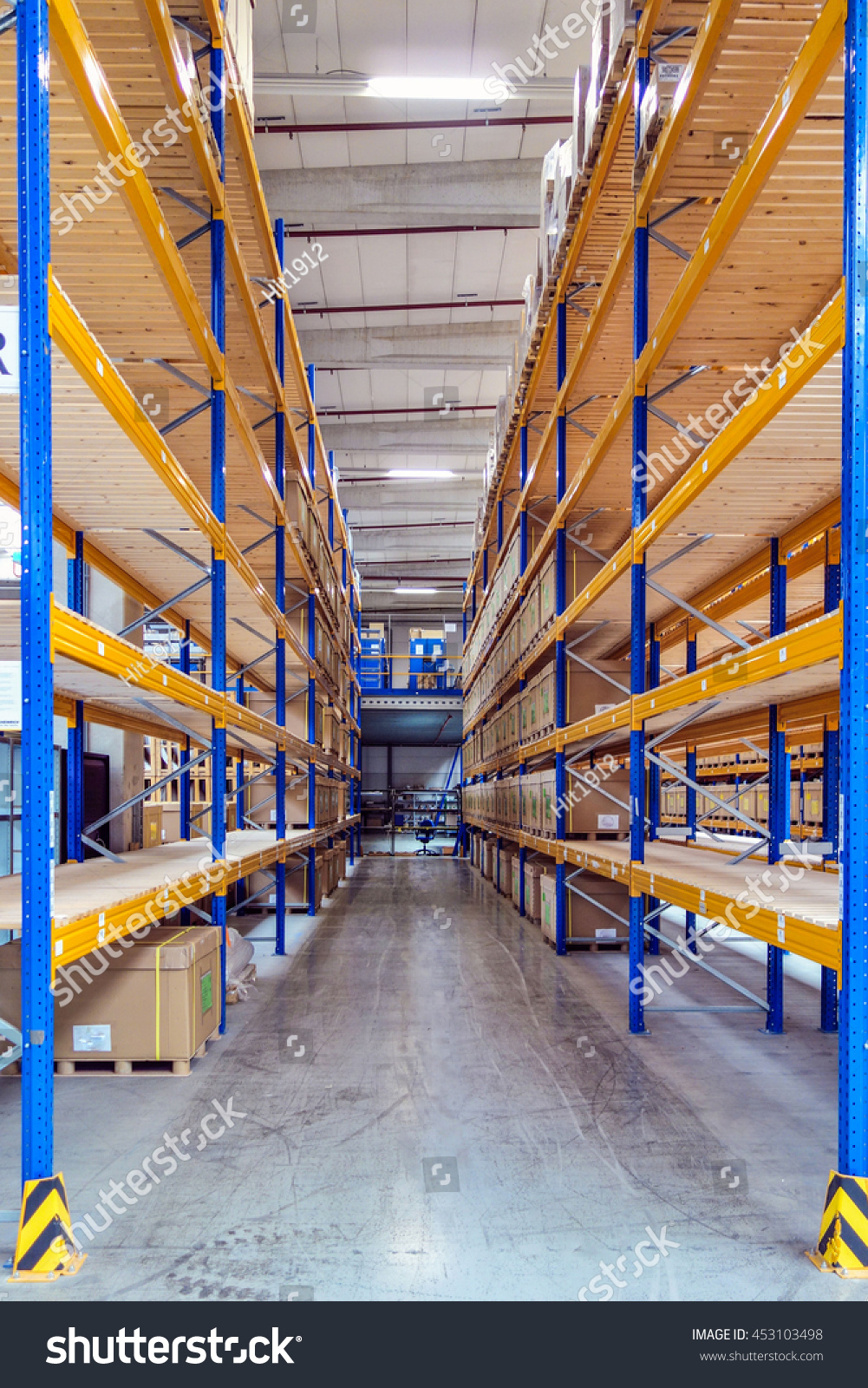 Empty Rack Logistics Warehouse Stock Photo 453103498 | Shutterstock