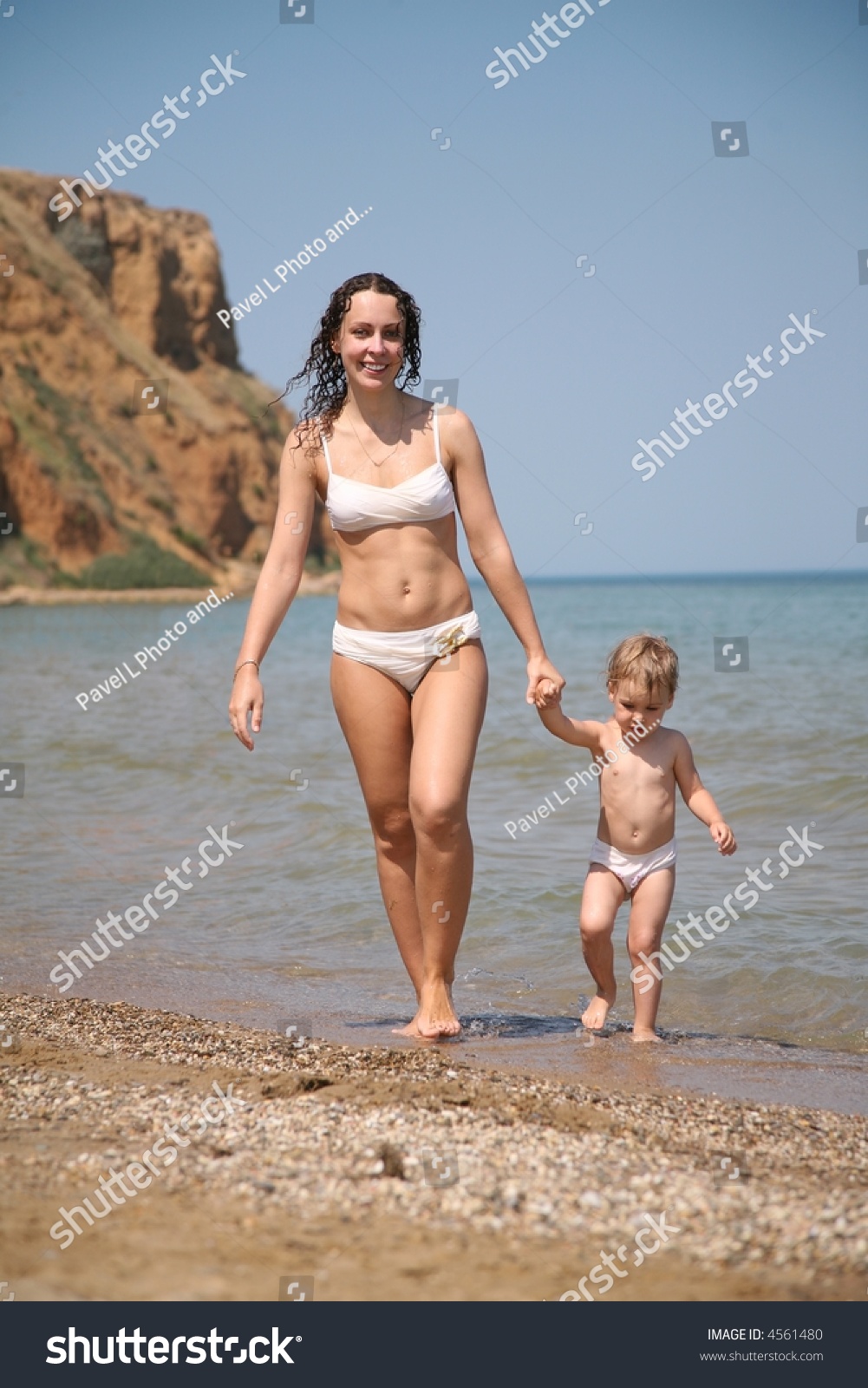 голая мама и дети видео или фото фото 49