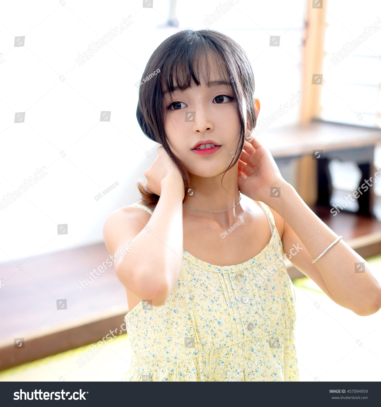 Hot Japan Girl Photo