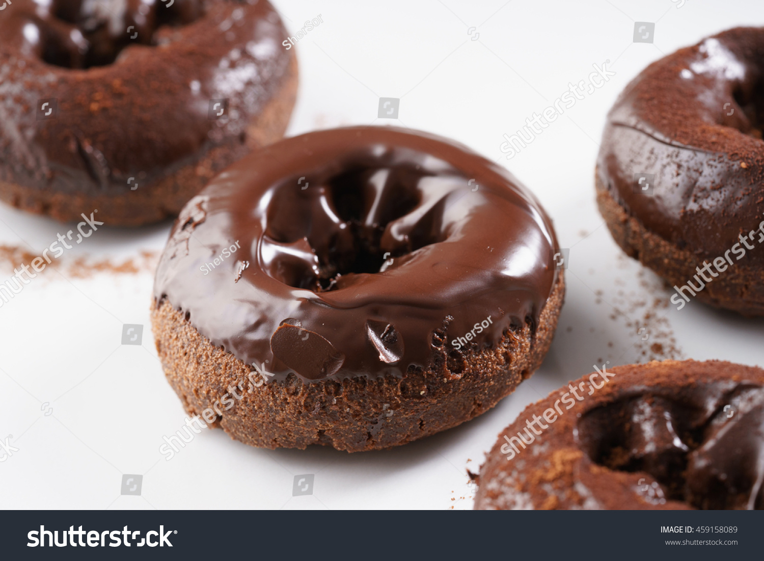 Пончики с шоколадным кремом внутри