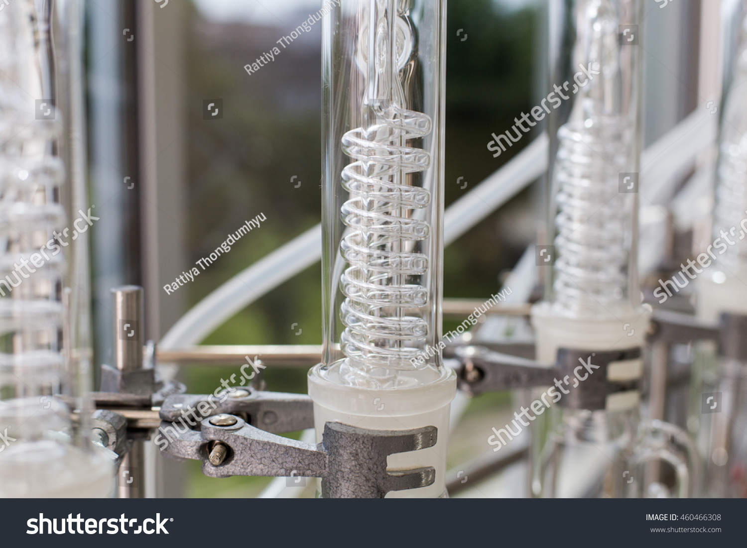 Coil Condenser Soxhlet Extraction Stock Photo 460466308 | Shutterstock