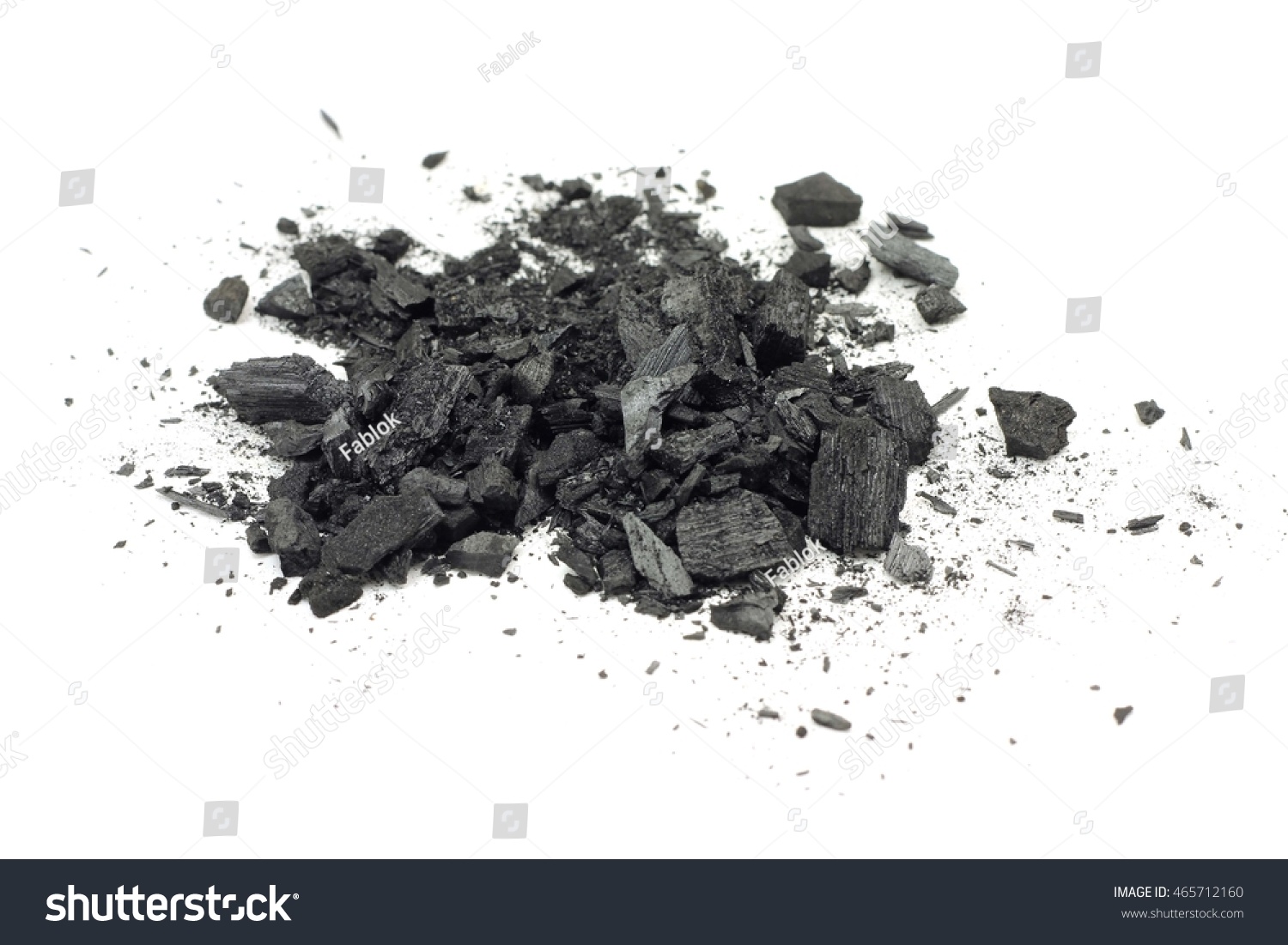 черный стул при приеме активированного угля