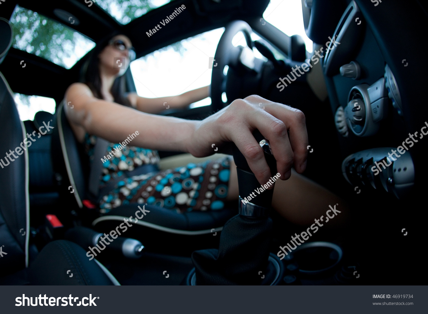 Girl Fingering While Driving