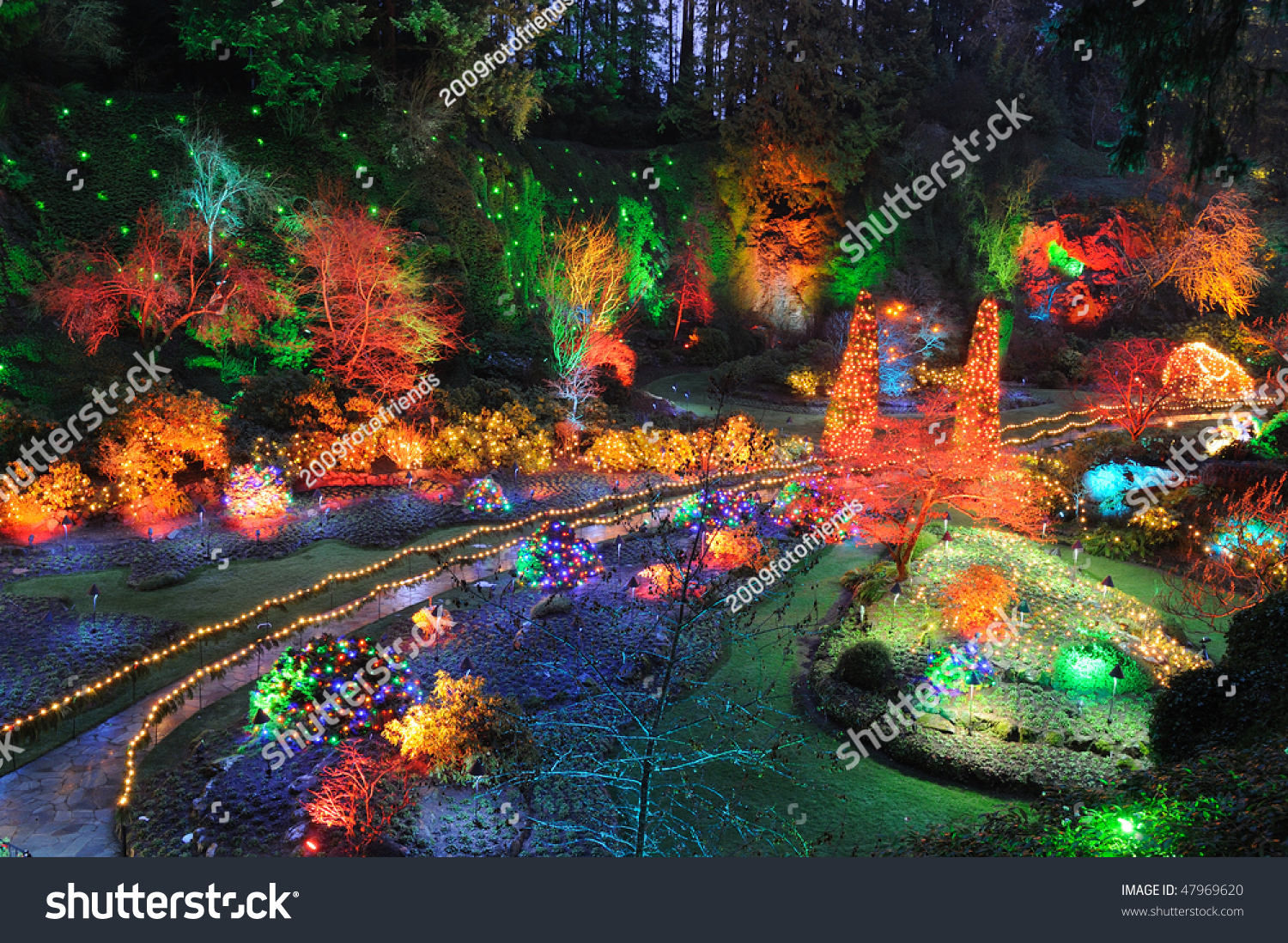 Beautiful Sunken Garden Night Scene Christmas Stock Photo 47969620