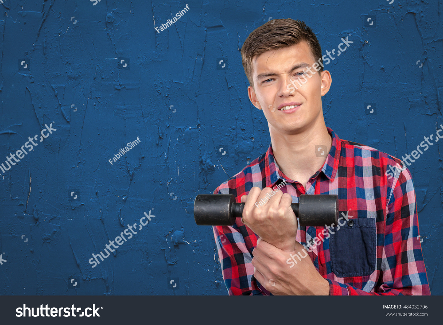 Funny Weak Man Tries Lift Weight Stock Photo 484032706 Shutterstock