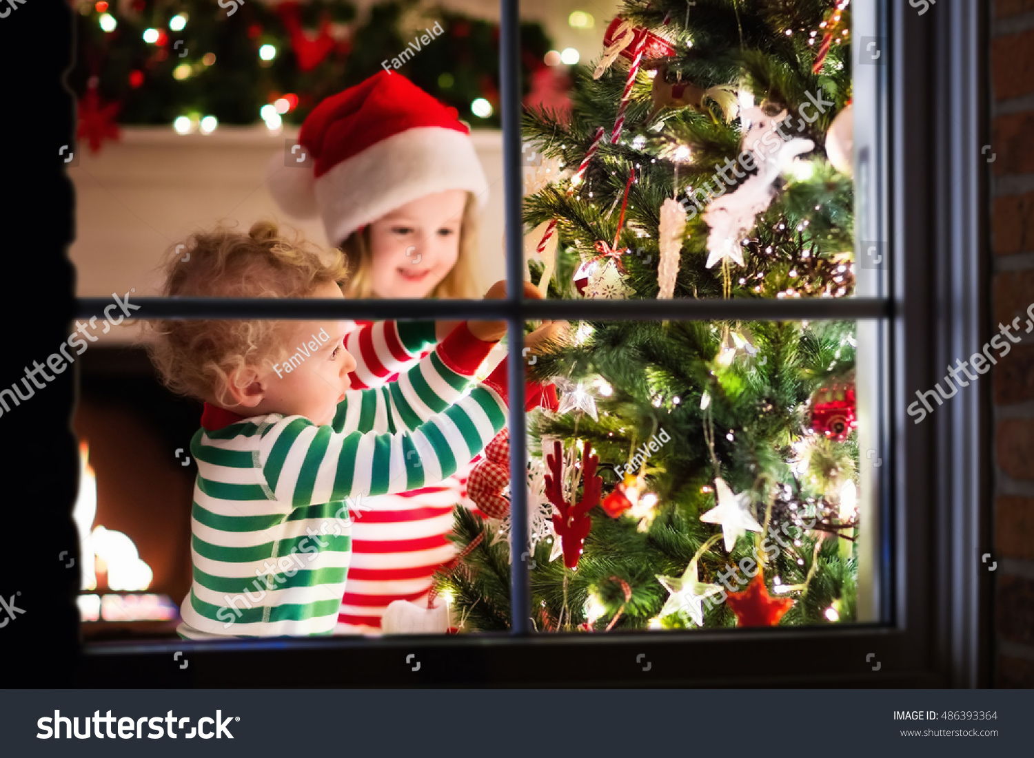 Happy Little Kids Matching Red Green Stock Photo 486393364 | Shutterstock