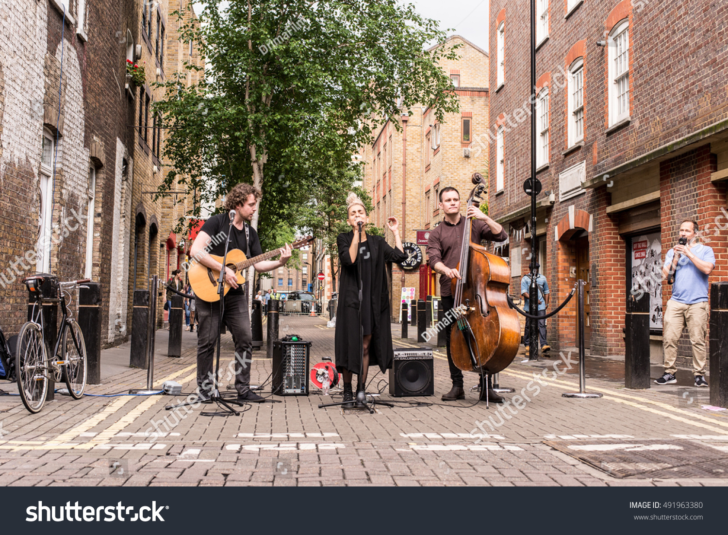 London jazz. Seven Dials London. Seven Dials.