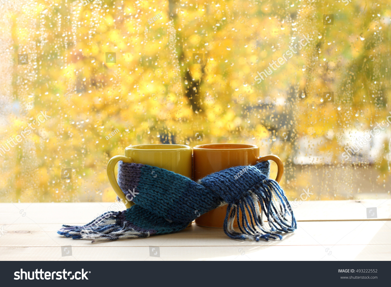 212 Couple Drinking Tea In Rain Stock Photos, Images & Photography