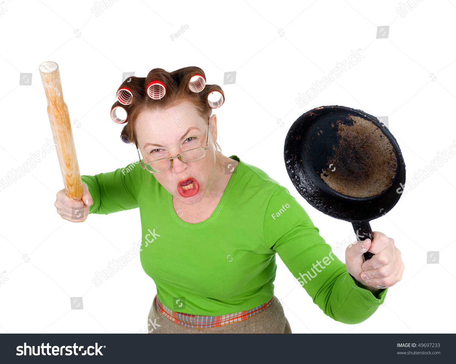 Удар сковородкой