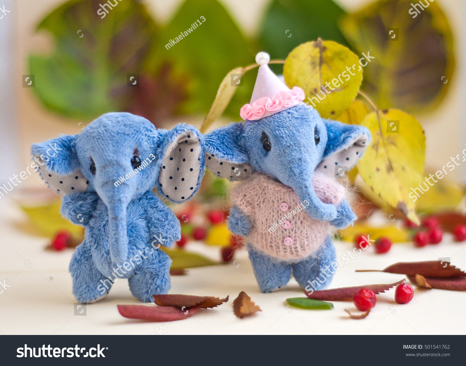 Two Elephant Stock Photo 501541762 | Shutterstock