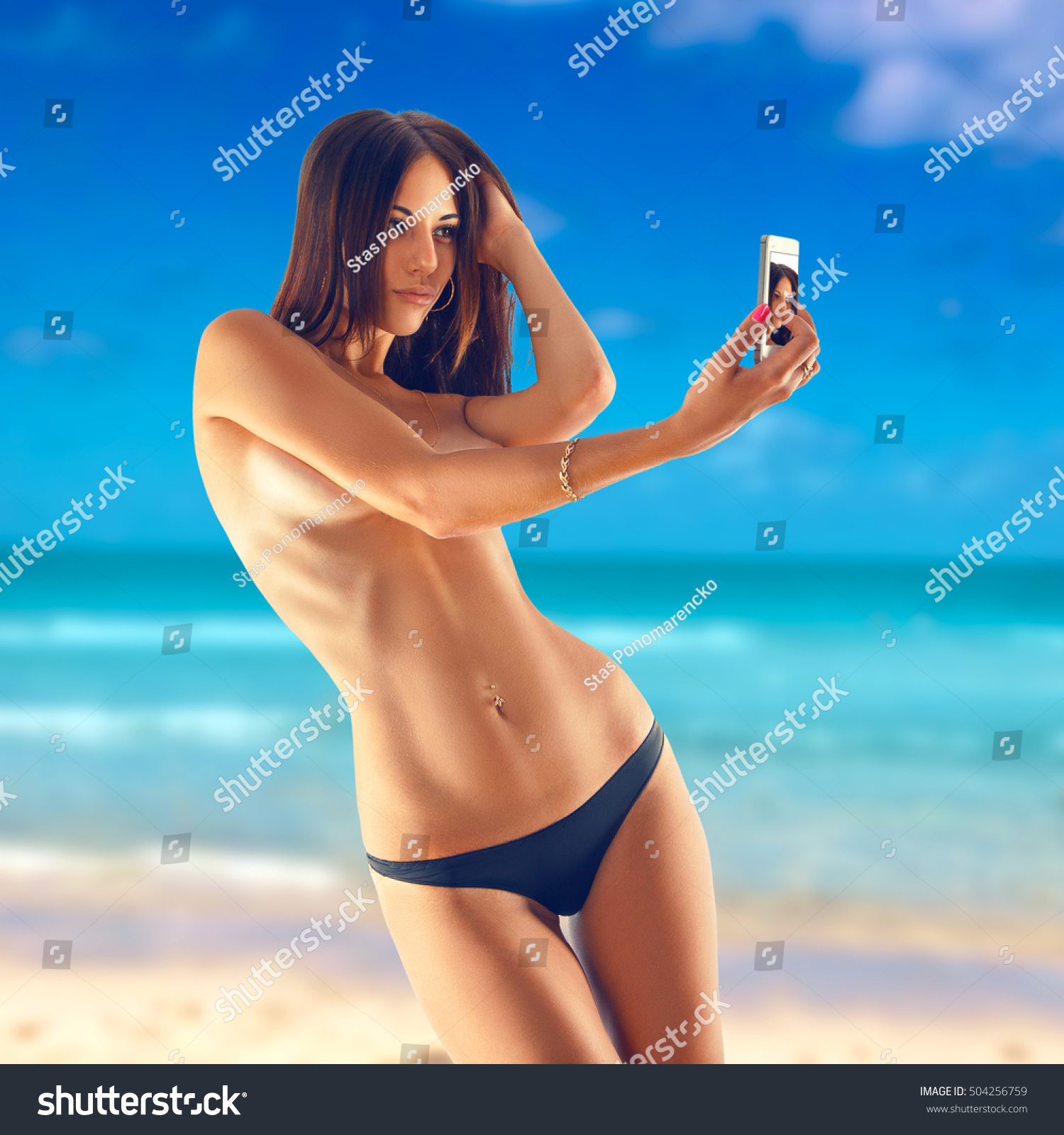 Nude Selfies Outdoors