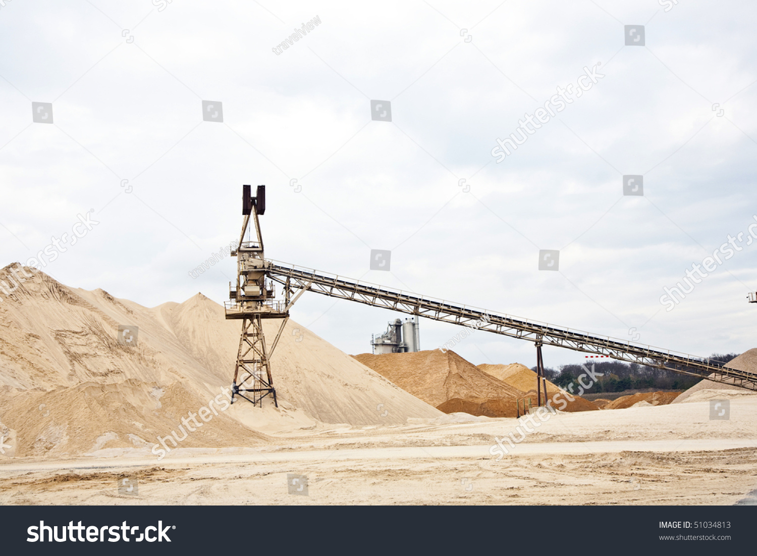 Conveyor On Site Gravel Pit Stock Photo 51034813 | Shutterstock