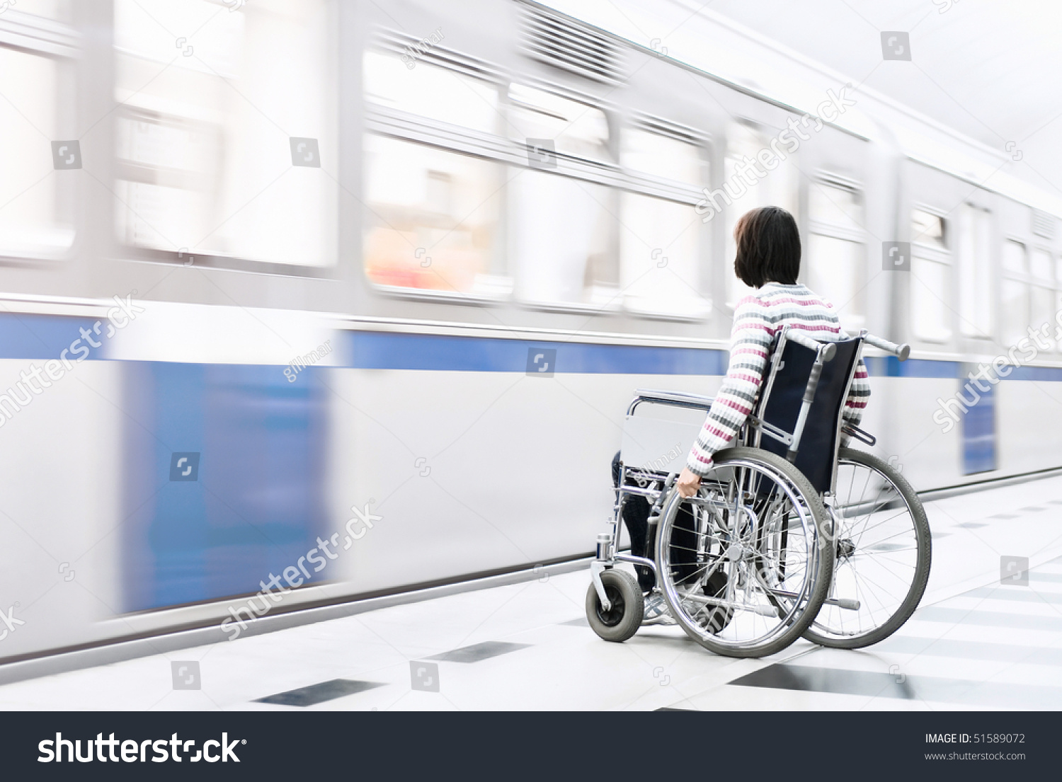 Транспортная доступность для инвалидов. Доступность объектов железнодорожного транспорта для маломобильных. Доступная среда ЖД. Доступность общественного транспорта. Поезд для инвалидов.