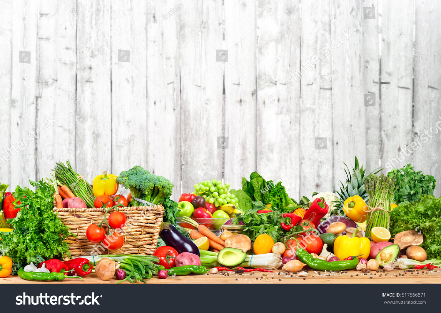 Баннер магазина овощей и фруктов