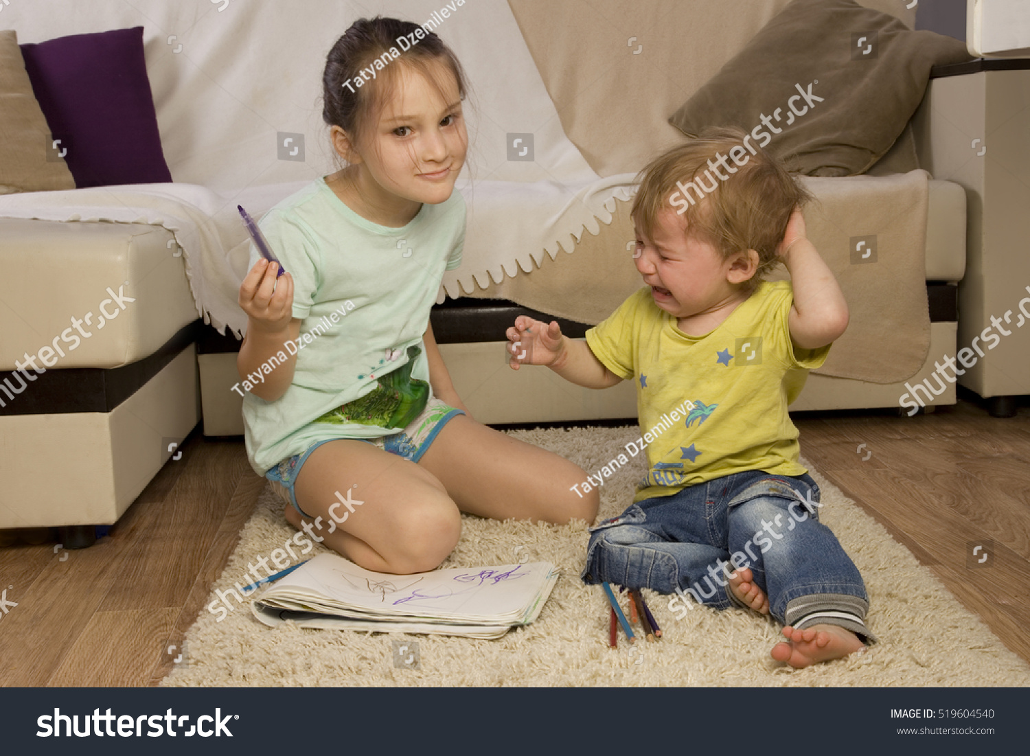 Игры с младшей сестрой