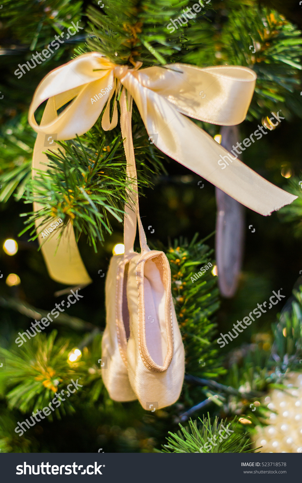 ballet shoes christmas tree decoration