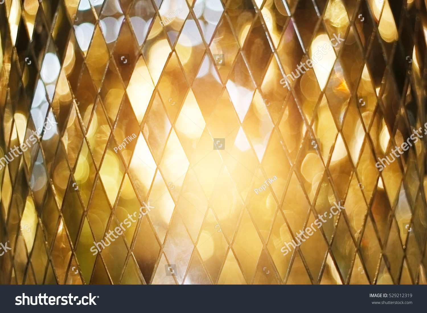 Золотистое стекло. Золотое стекло. Зеркальное золото фон. Золотое зеркало. Зеркало текстура.