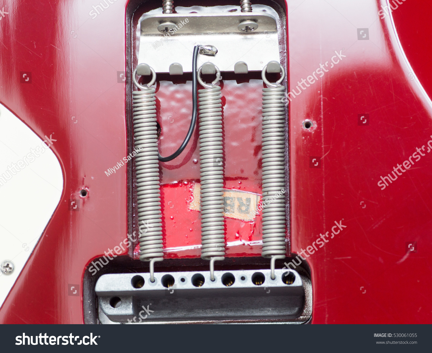 Back View Dark Red Electric Guitar Stock Photo 530061055 | Shutterstock